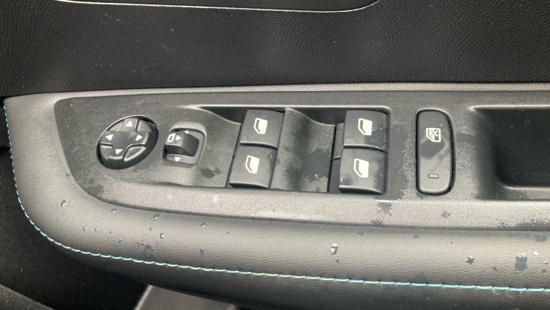 Peugeot 208 1.2 PureTech 100 Allure Premium + 5dr EAT8 Petrol Hatchback